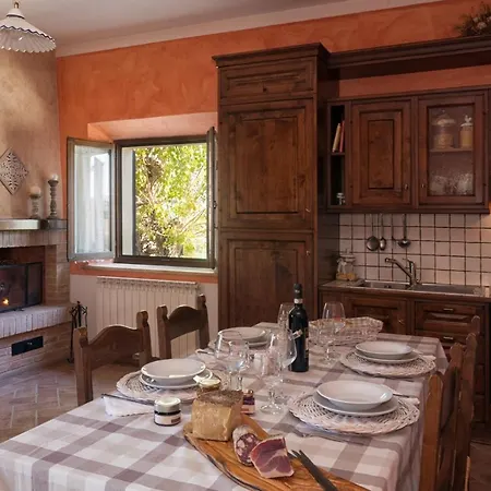 Alojamento de Turismo Rural San Marcello Castiglione dʼOrcia